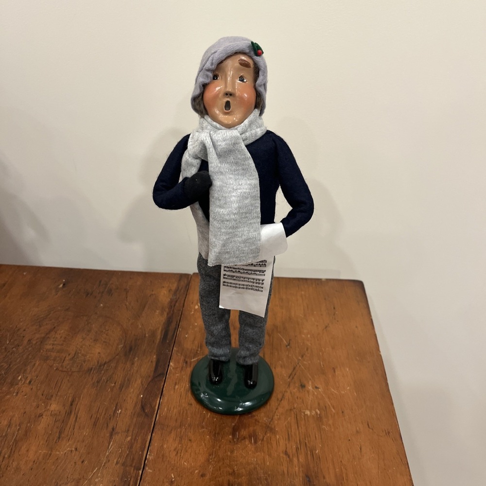 1993 BYERS CHOICE CHRISTMAS CAROLER Brown Hair Man Grey Scarf Pants Outfit